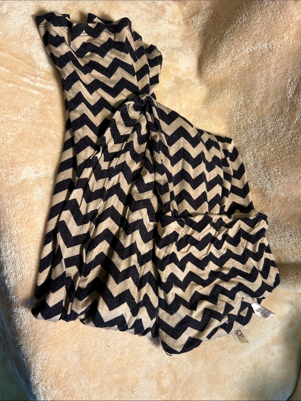 BKE Chevron Maxi Skirt in Black and Tan